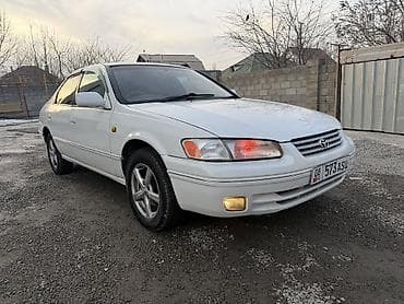 Toyota Camry: 1998 г., 2.5 л, Автомат, Бензин, Седан
