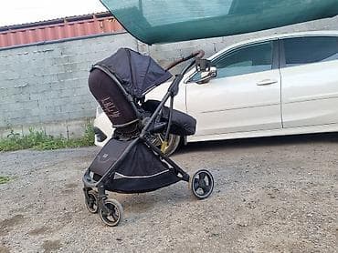каляс: Прогулочная коляскас рождения до года. Состояние среднее. В комплект — 1