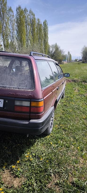 Продажа авто: Volkswagen Passat Variant: 1989 г., 1.8 л, Ручные, Бензин, Универсал — 5