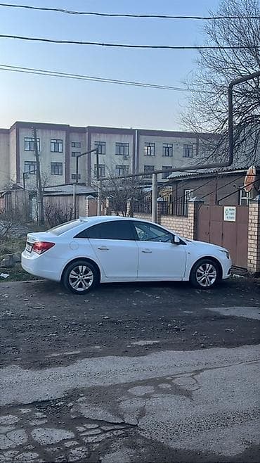 Продажа авто: Chevrolet Cruze: 2010 г., 1.8 л, Автомат, Газ, Седан — 7