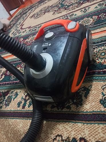 Ремонт пылесосов: Пылесос VITEK, 1800 Вт - Тип: стандартный пылесос с мешком для сбора — 2