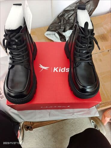 детская ортопедическая обувь: Ботинки для девочек качество отличное легкие размер 35 — 3