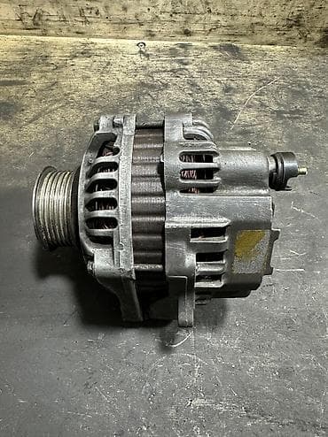 Генератор Honda 2003 г., Б/у, Оригинал, Япония