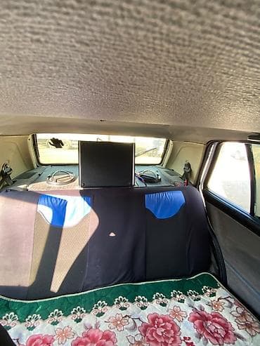 Volkswagen Golf: 1989 г., 1.3 л, Механика, Бензин, Хэтчбэк — 5