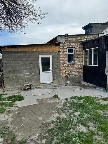 сдаю кошару: Продаю дом в городе Каракол по Улице Жамансариева 289, красная книга — 8