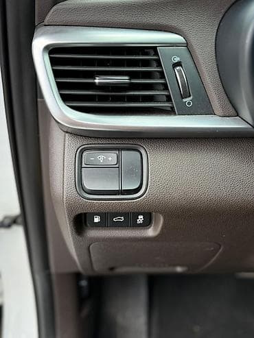 k3 2020: Kia K5: 2018 г., 2 л, Автомат, Газ, Седан — 8