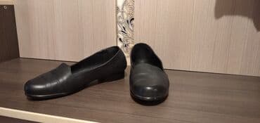 ecco 42: Продаётся кожаные туфли. Размер 38. Цвет черный. В отличном — 3