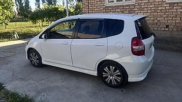 2 jz: Honda Fit: 2003 г., 1.3 л, Вариатор, Бензин, Хэтчбэк — 4