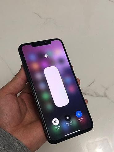 на айклауде: IPhone 11 Pro, Б/у, 256 ГБ, Серебристый, Чехол, 72 % — 4