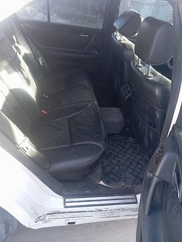 резиновые прокладки: Mercedes-Benz E-Class: 1996 г., 2.3 л, Ручные, Бензин, Седан — 5