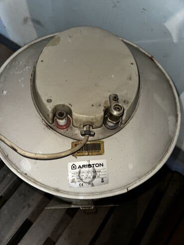 кател для отопление: Накопительный водонагреватель Объем бака: 80 л, Ariston, Электрический, Регулятор температуры, Металл, Б/у — 2