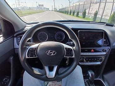 tesla 3: Hyundai Sonata: 2019 г., 2 л, Автомат, Газ, Седан — 9