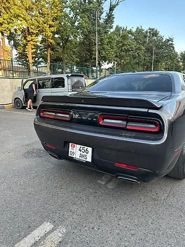 Продажа авто: Dodge Challenger: 2018 г., 3.6 л, Автомат, Бензин, Седан — 7