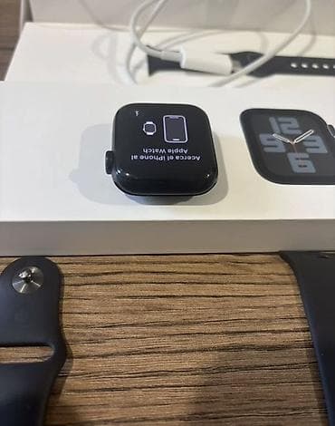 Apple Watch: Apple Watch (серия не указана), корпус темный, ремешок Sport черный — 6