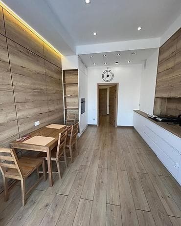 Бөлмөлөр: 3 бөлмө, Кыймылсыз мүлк агенттиги, Чогуу жашоосу жок, Толугу менен эмереги бар — 8