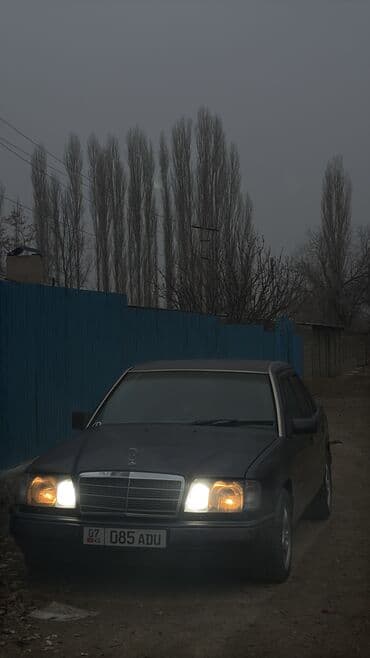 электромотоцикл для детей: Mercedes-Benz W124: 1993 г., 3.2 л, Автомат, Бензин, Седан — 7