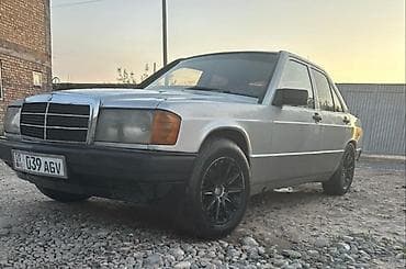 Mercedes-Benz 190: 1991 г., 1.8 л, Механика, Бензин, Седан