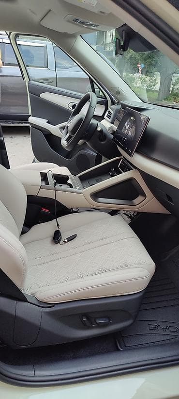 wuling mini ev: BYD Yuan Up: 2025 г., Электромобиль, Кроссовер — 9