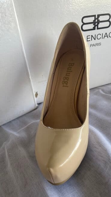 Туфли: Лодочка. Состояние новое 
Размер 35.36 — 3