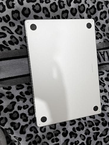 ipad 1: Apple MacBook (серебристый алюминиевый корпус) обклеен 360 пленкой — 3