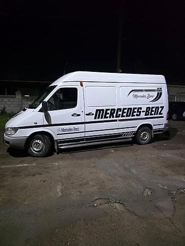 мер кабан: Mercedes-Benz Sprinter фургон, белый, средная база и высокая крыша — 1