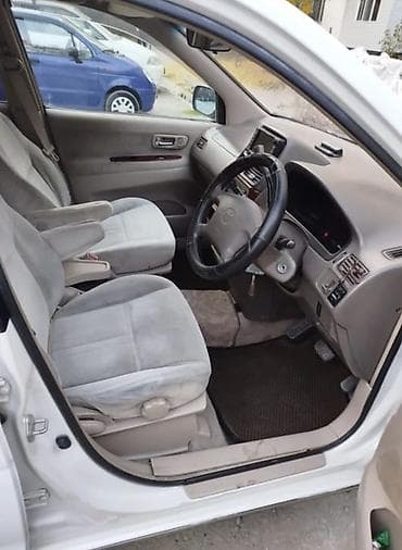 пикник тайота: Toyota Gaia: 2002 г., 2 л, Автомат, Бензин, Минивэн — 6