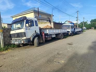 Продаю манипулятор. Один из них 3 тонна крана а другой 5 тонны крана