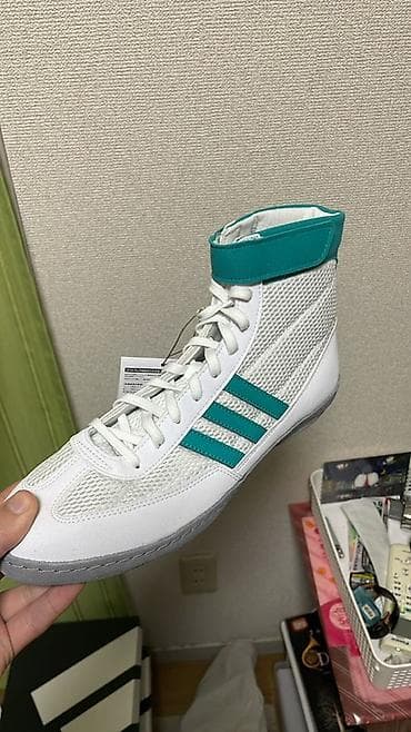 Мужские кроссовки, 40, 41, Adidas, Новый, цвет - Белый