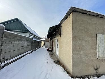 Бөлмөлөр: 45 м², 2 бөлмө, Унаа токтотуучу жай, Забор, тосулган — 10