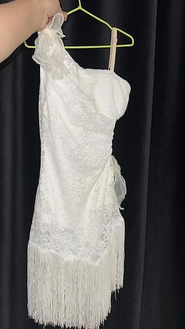 льняные женские пиджаки: Вечернее платье, Коктейльное, Короткая модель, Без рукавов, Один рукав — 2