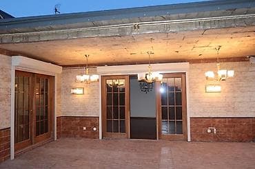 кок жар хата: 🏡 СДАЁТСЯ ЭКСКЛЮЗИВНАЯ КВАРТИРА В ЦЕНТРЕ БИШКЕКА 📍 Раззакова 33/1 — — 10