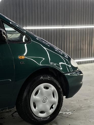 дн 8 салон: Volkswagen Sharan: 1996 г., 1.8 л, Механика, Бензин, Минивэн — 7