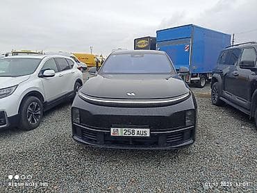 Lixiang L7: 2023 г., 1.5 л, Автомат, Гибрид, Кроссовер