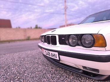 ручки на бмв: BMW 540: 1993 г., 4.4 л, Механика, Бензин, Седан — 3