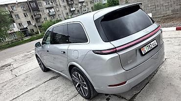 полики l9: Lixiang L9: 2023 г., 1.5 л, Гибрид, Кроссовер — 9