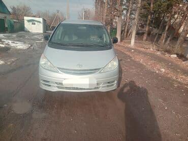 Toyota Previa: 2000 г., 2.4 л, Механика, Газ, Минивэн