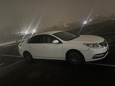 renault logan: Renault : 2018 г., 2 л, Автомат, Газ — 2