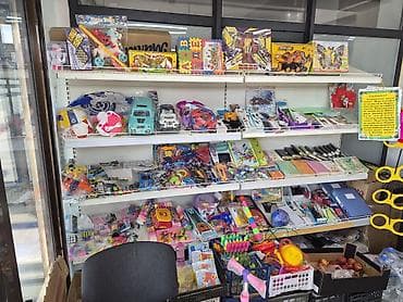 астор: Магазин, В жилом доме, 60 м² Действующий, С оборудованием, С ремонтом, Вода, Канализация, Отопление, Отдельный вход, 1 линия, Кондиционер — 1