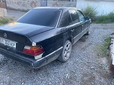 Mercedes-Benz E-Class: 1993 г., 2.3 л, Автомат, Бензин, Седан — 2