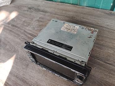 Унаа инструменттери: Штатная мультимедийная магнитола Toyota с навигацией (VOICE — 2