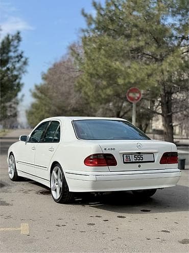 mersedes bens: Mercedes-Benz E-Class: 2000 г., 4.3 л, Автомат, Бензин, Седан — 5