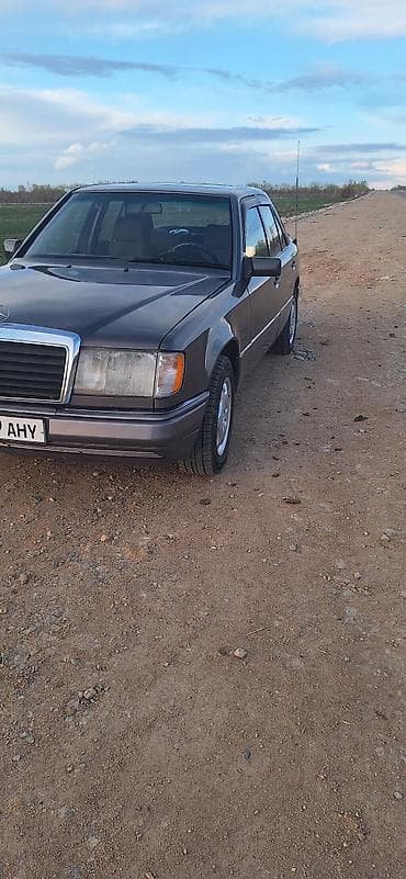миксеры б у: Mercedes-Benz W124: 1991 г., 2.5 л, Ручные, Дизель, Седан — 2