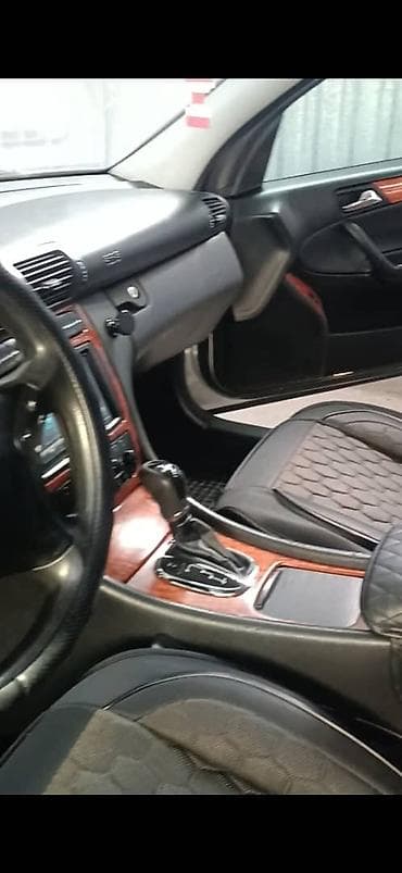 Mercedes-Benz C-Class: 2001 г., 2 л, Автомат, Бензин, Седан — 3