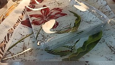 Посуда: Набор квадратных тарелок с блюдом - Материал: стекло. - Форма — 1