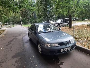 Mitsubishi Carisma: 1998 г., 1.6 л, Механика, Бензин, Седан