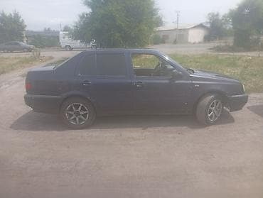 xc 90: Volkswagen Vento: 1996 г., 1.8 л, Механика, Бензин, Седан — 3
