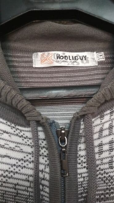 детская куртка на мальчика: Кофта на мальчика 10-12 лет. Тонкая вязка, очень приятная на ощупь! — 3