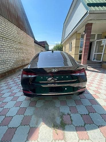 Транспорт: Hyundai Avante: 2021 г., 1.6 л, Автомат, Бензин, Седан — 2