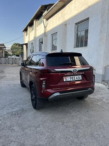 mini cooper: Toyota Urban Cruiser: 2023 г., 1.5 л, Автомат, Гибрид, Кроссовер — 4
