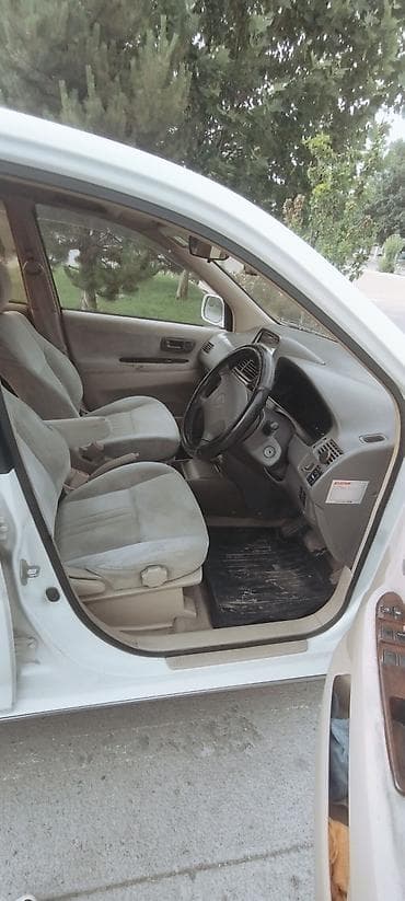 aion gac: Toyota Gaia: 2001 г., 2 л, Автомат, Бензин, Минивэн — 6